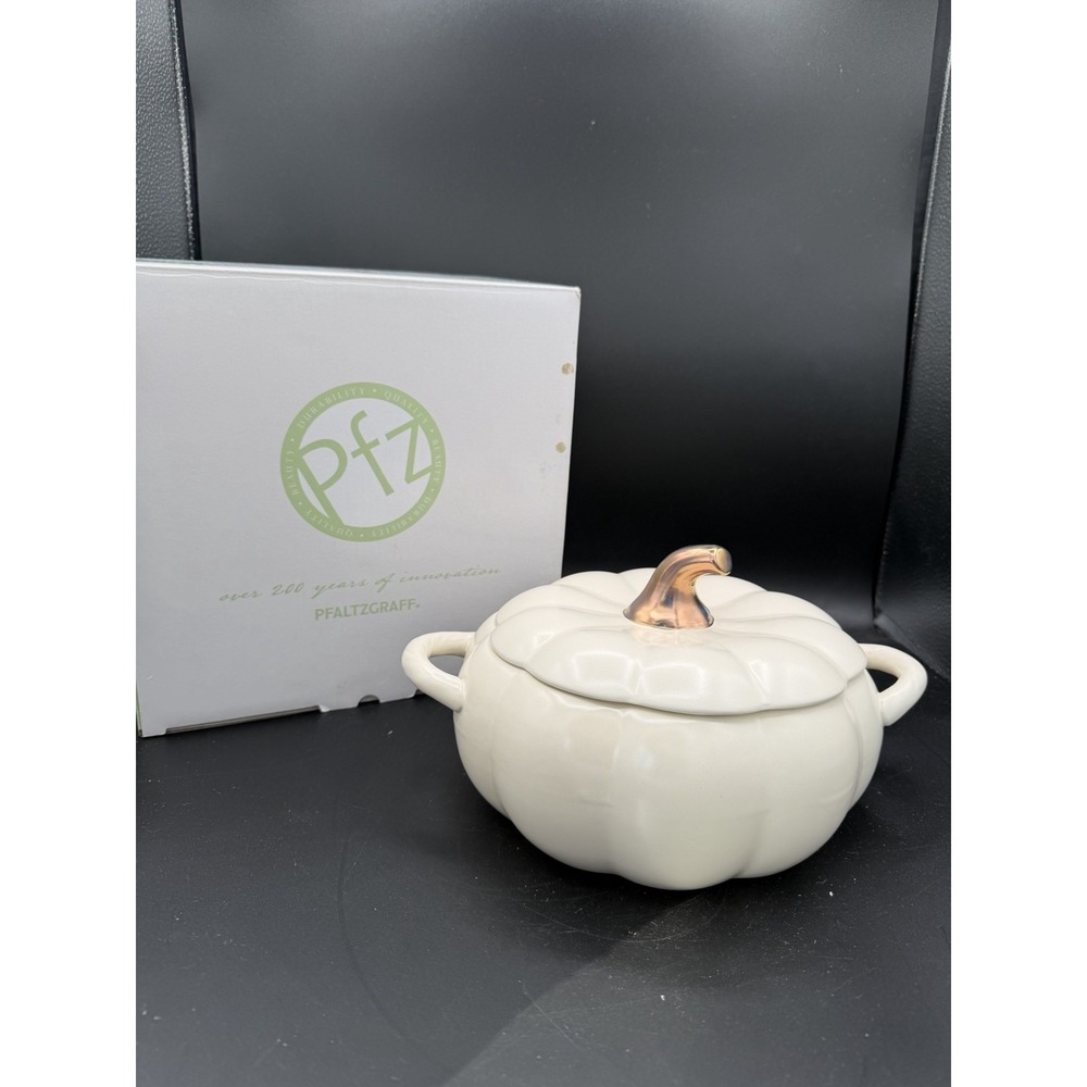 🎃✨ Pfaltzgraff Pumpkin Shaped White & Gold Casserole Dish w/ Lid & Handles 🍂🤍